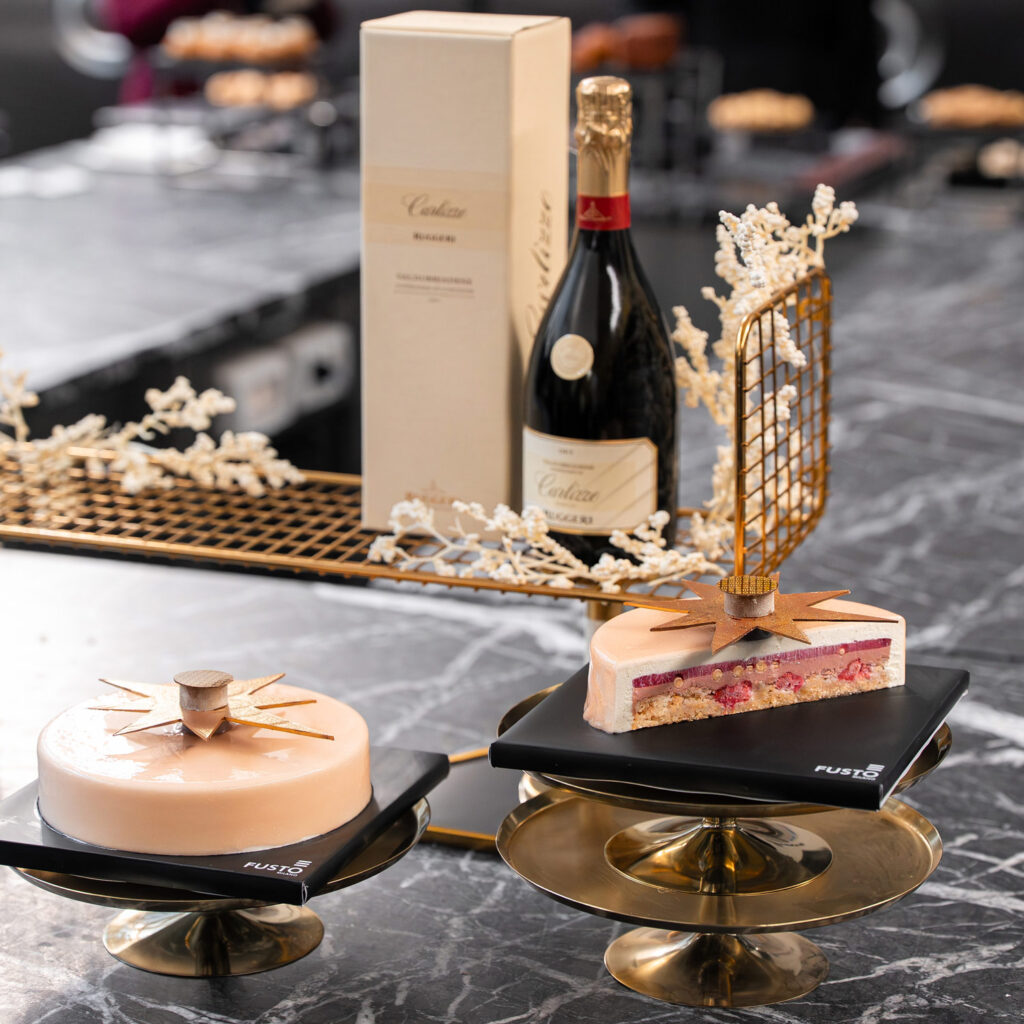 Torta del pasticcere Gianluca Fusto in collaborazione per il natale con Ruggeri cartizze dry